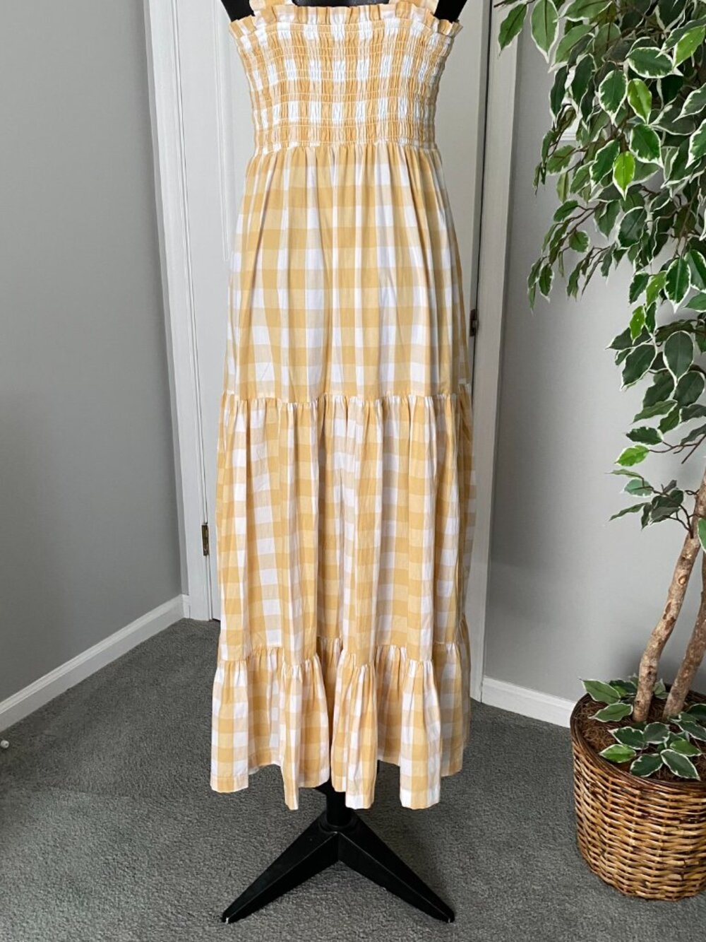 Abercrombie & Fitch Plaid Maxi Dress Yellow White Picnic Long Ruffle - L - Picture 8 of 10